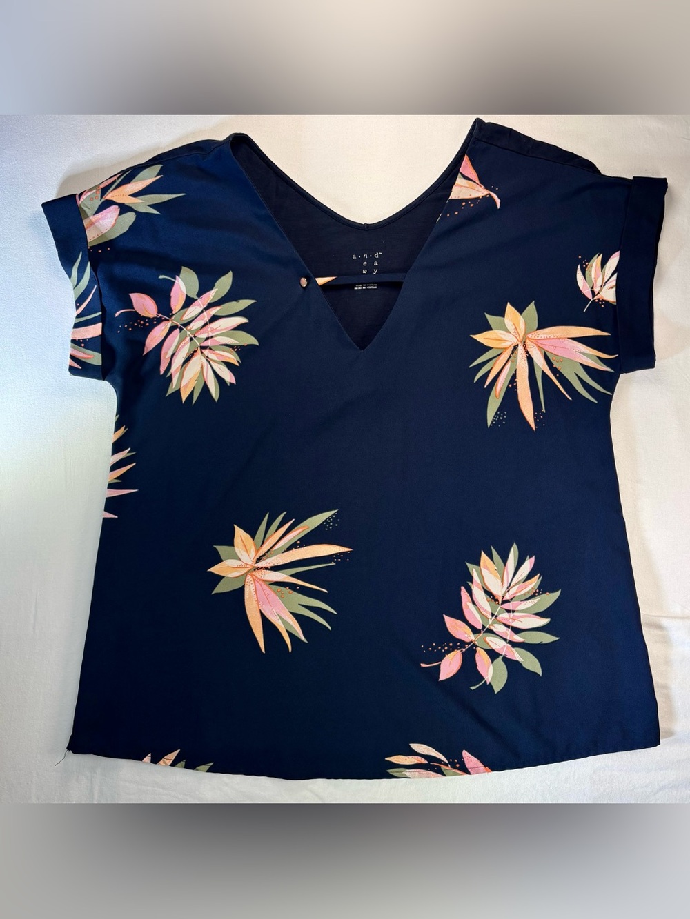 A New Day navy floral v-neck top - size M